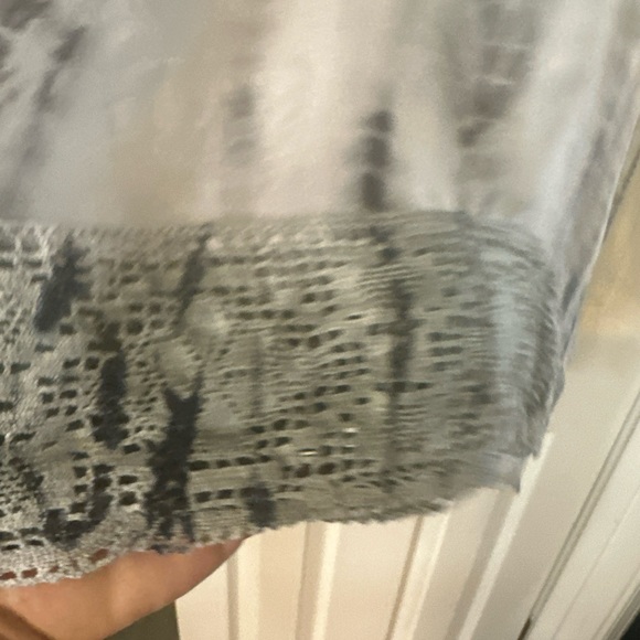 Zara basic swim suit cover up , beautiful pattern perfect condición new out tags - Picture 4 of 5